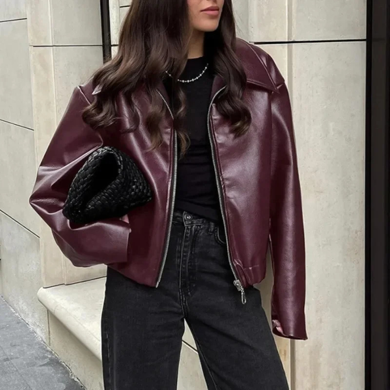 Autumn retro motorcycle style red PU leather jacket suitable for womens temperature womens fashionable matte zipper loose jacket 241111