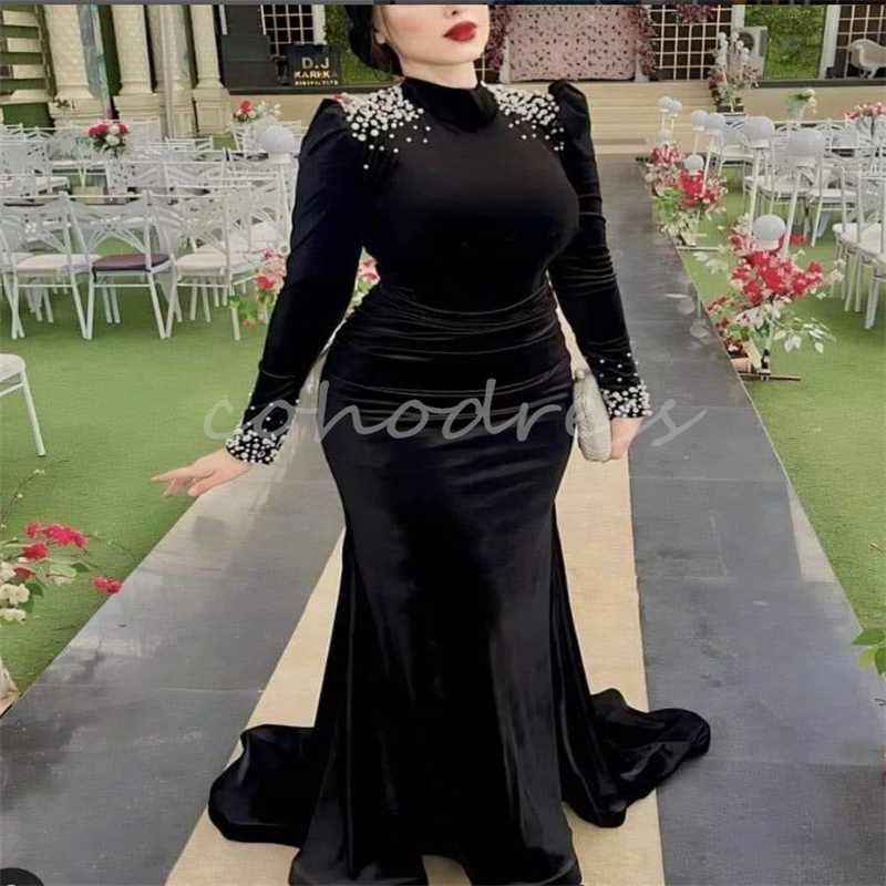 Graceful Black Arabic Evening Dresses Plus Size Long Sleeve Beaded Prom Dress Elegant High Neck Velvet Formal Muslim Dinner Vestio De Noche Birthday P