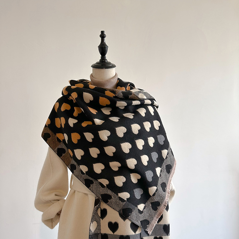 Fashion Gentle Korean Cashmere Women Scarf Love Pattern Design Thicken Warm Big Shawl Versatile Long Pashmina Neckerchief 2023 75b82