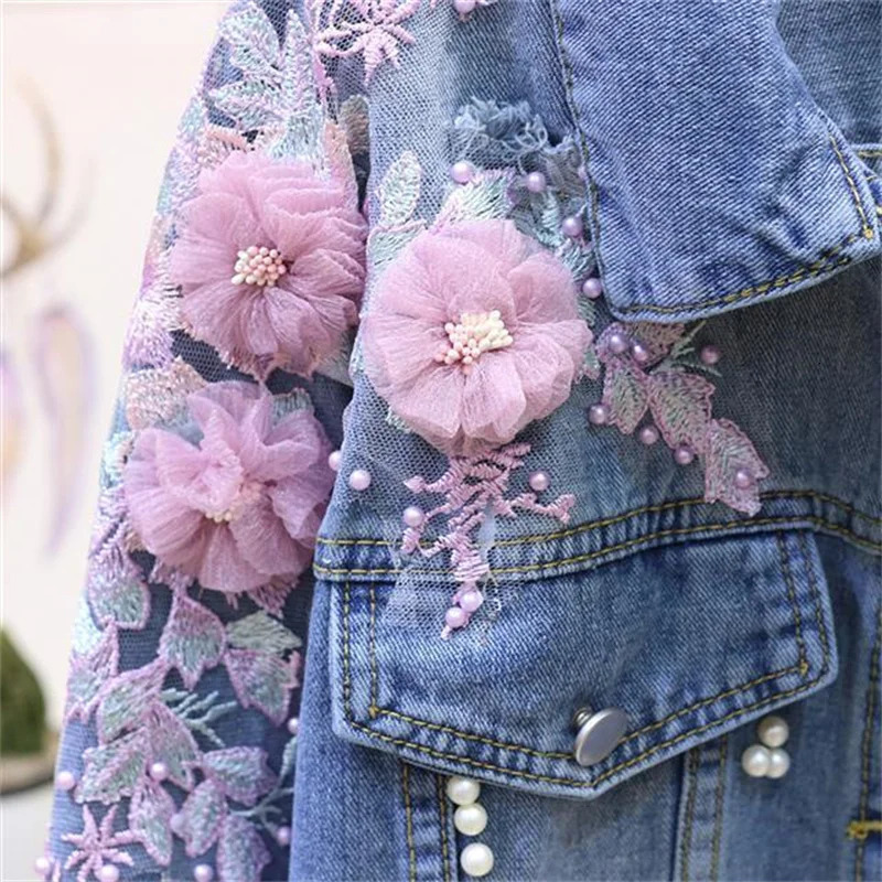 Embroidered Denim Short Jacket Womens Spring and Autumn Decal Diamond Hole Jacket Loose Top Student Jeans Jacket 241112