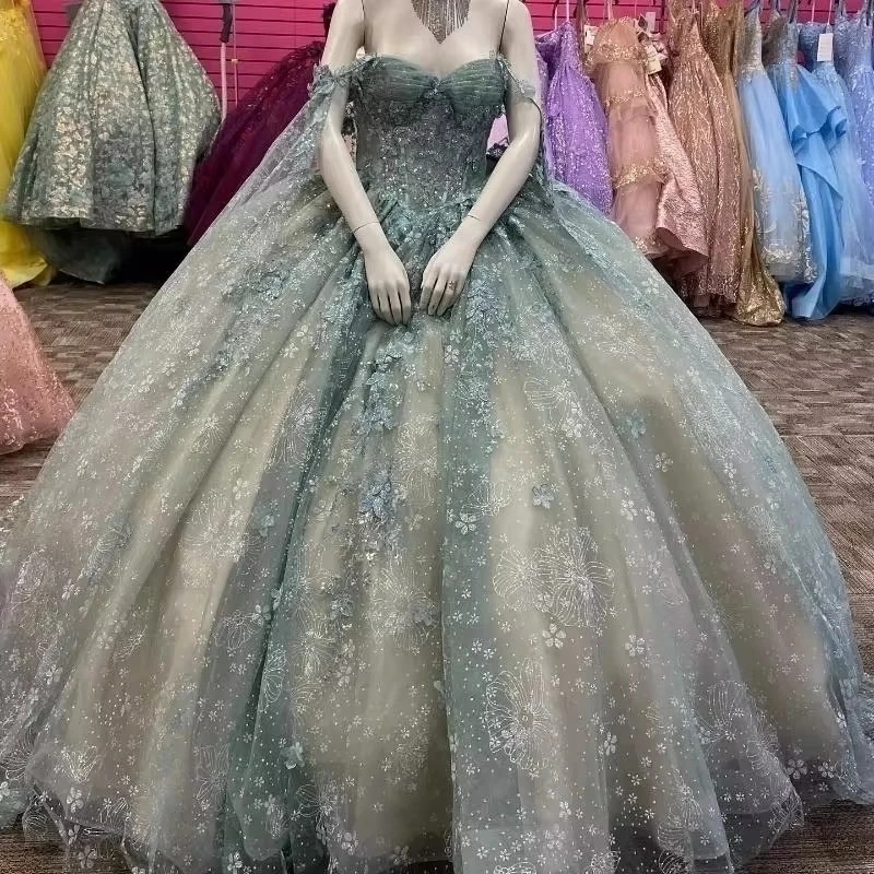 Luxury Light Green Quinceanera Dresses Ball Gown Sweet 16 Dress Appliques Lace Beads Tull With Cape Birthday Party Vestidos De 15 Anos