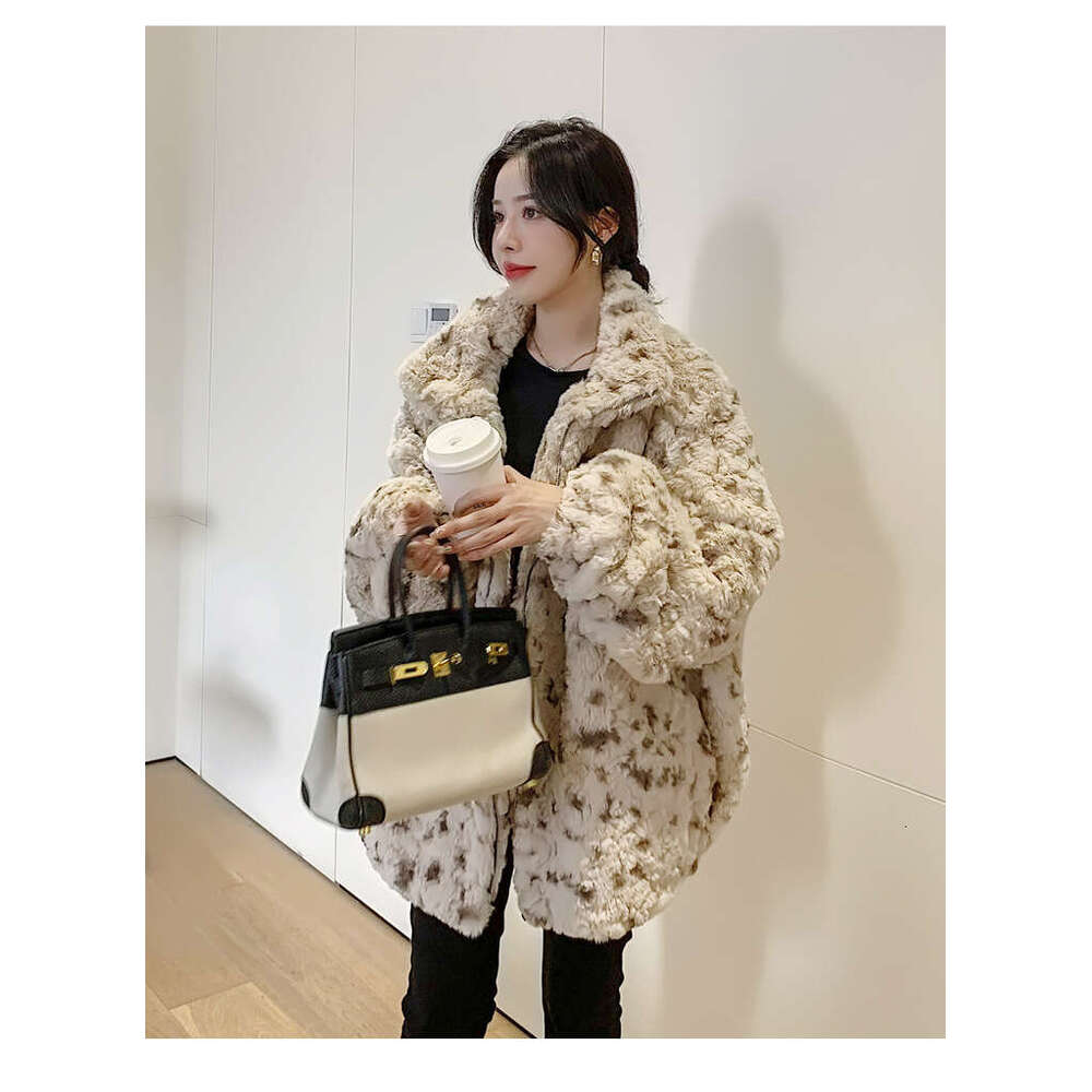 shanshi fur coat women New leopard print brushed coat for autumn and winter women imitating rabbit fur with spotted patterns loose plush clothes