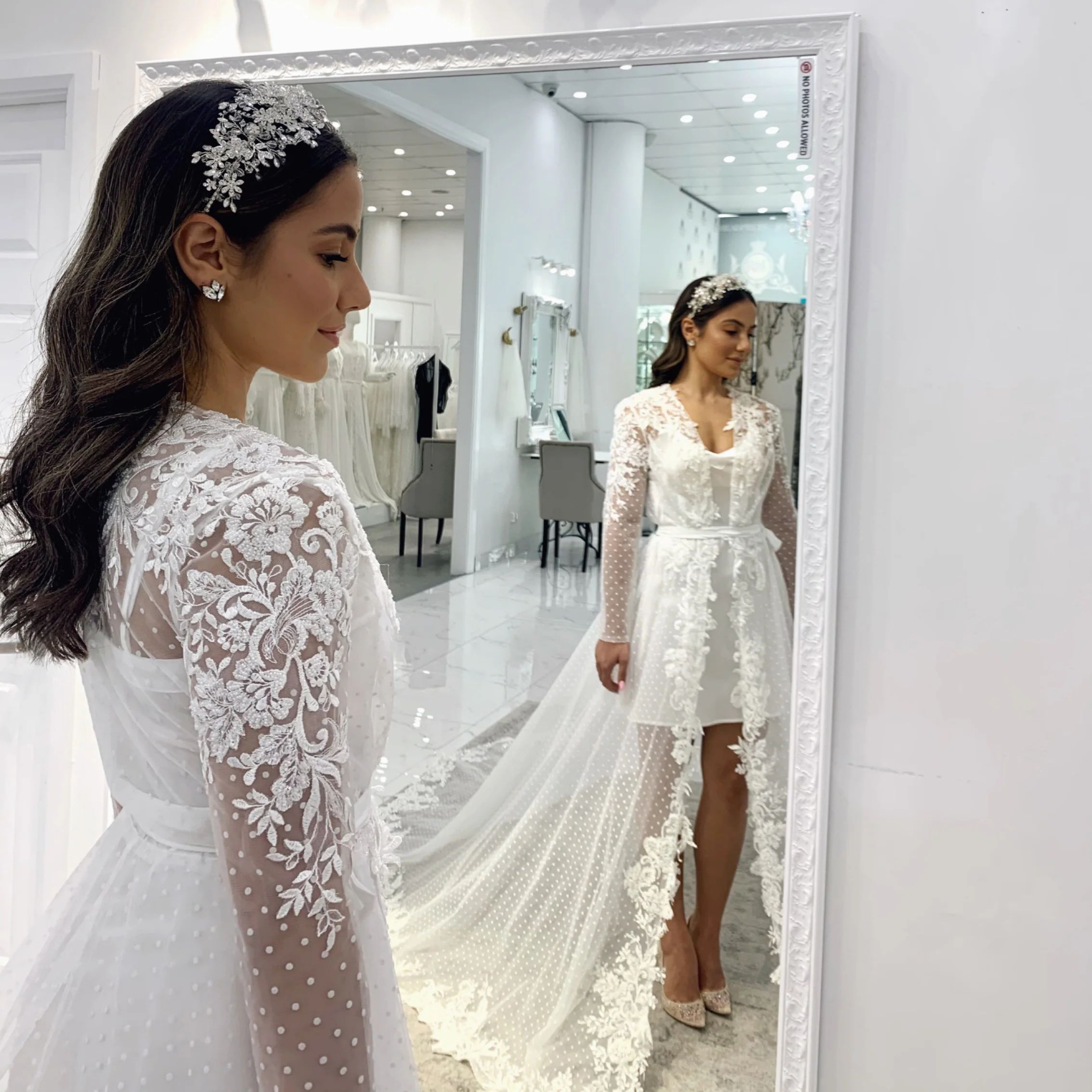 2024 Two Pieces A Line Wedding Dresses V Neck Lace Appliques Crystal Beads Illusion Long Sleeves Wraps Jacket Cape Cloasks Bridal Gowns wedding dress 