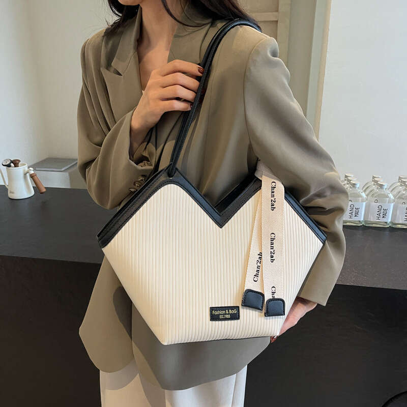 Women bag best quality 2024 new texture autumn and winter shoulder women's large capacity commuting fashionable versatile tote bags