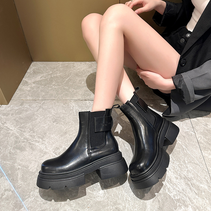 Designer Women's British Style Autumn Thick Soled Fashionable Short Boots The new versatile trend Thick-soled cigarette boots Martin boots 85