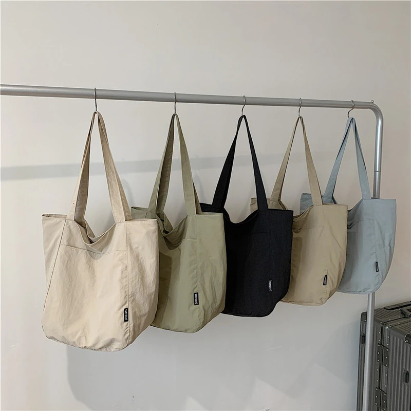 Solid Casual Canvas Womens Casual Handbag for Sale Like a Cake High Quality Zipper Soft Handbag Fashionable and Simple Shoulder Bag 241111