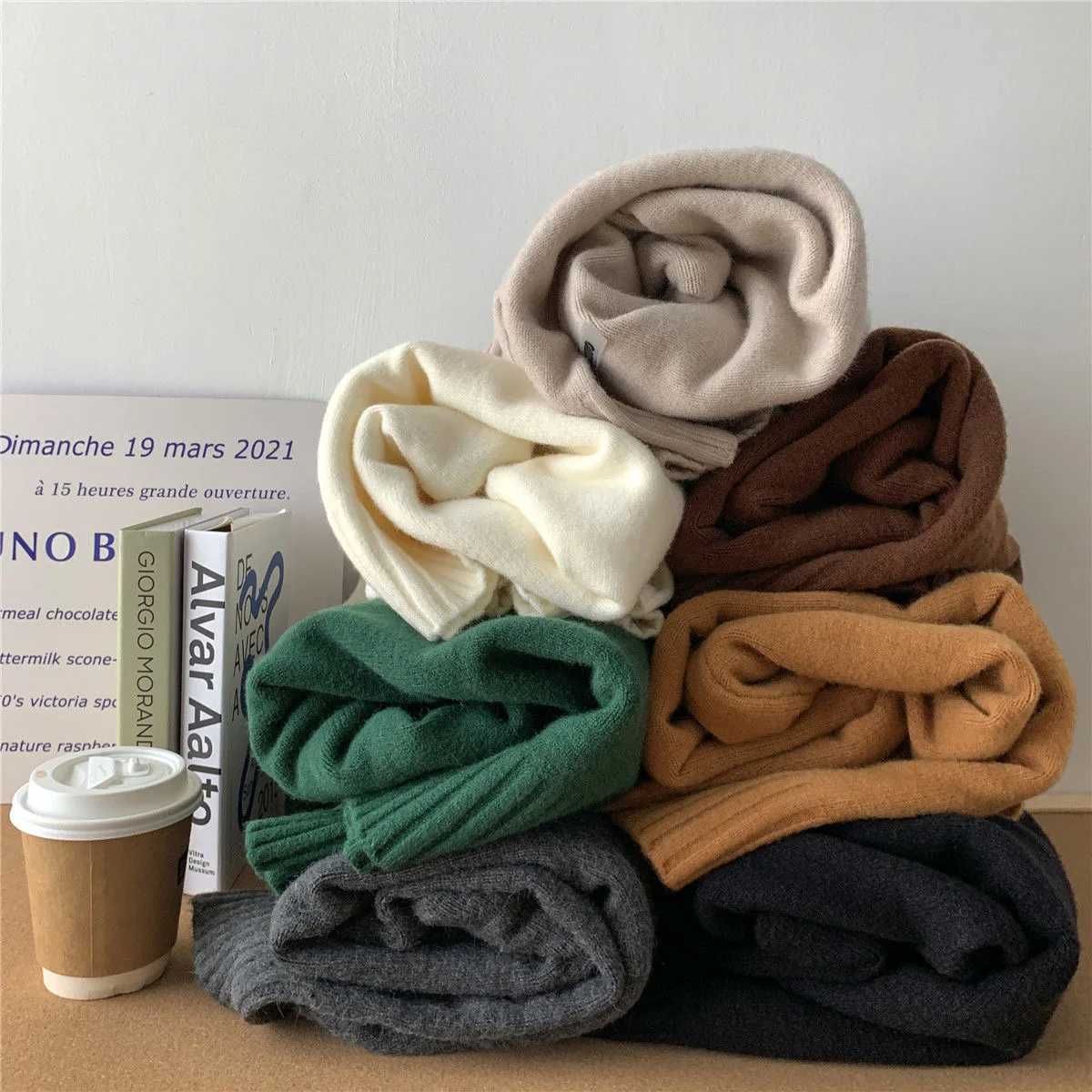 Winter Turtleneck mens printed sweater oversized knit warm and fashionable high-quality Korean mens floral top W2411111