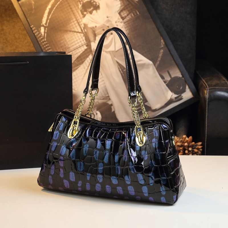 Genuine Leather Women Handbags 2024 New Fashion Female Portable Tote Bag Large-Capacity Cowhide Middle-Aged Mother Shoulder Bags BagVoyage