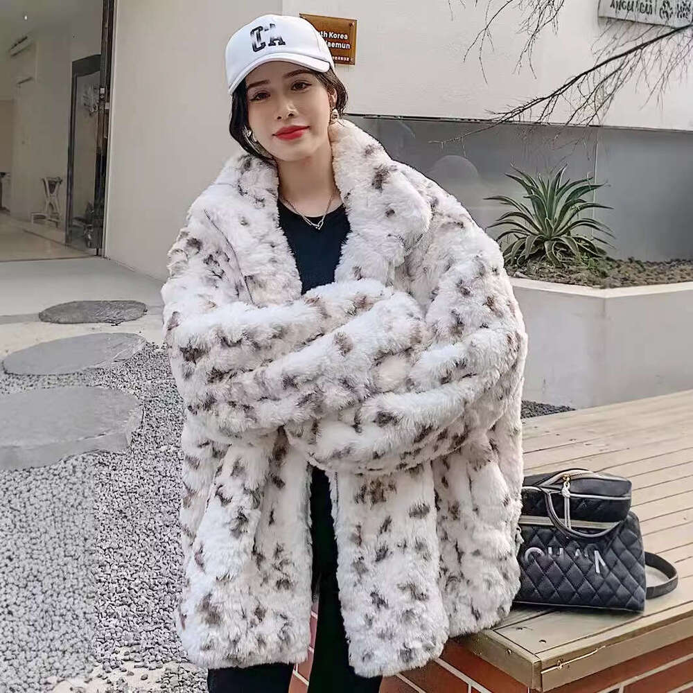 shanshi fur coat women New leopard print brushed coat for autumn and winter women imitating rabbit fur with spotted patterns loose plush clothes