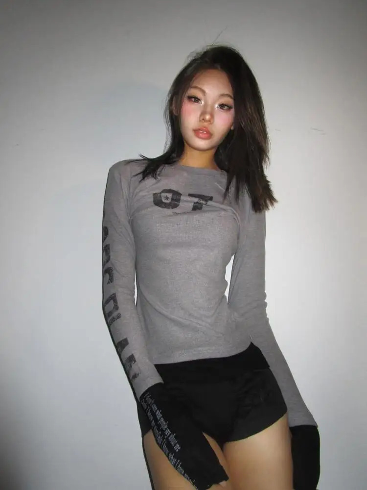 Tawaaiw American retro letter graphic T-shirt womens long sleeved autumn top 2000s clothing Y2k ultra-thin T-shirt womens clothing 241112