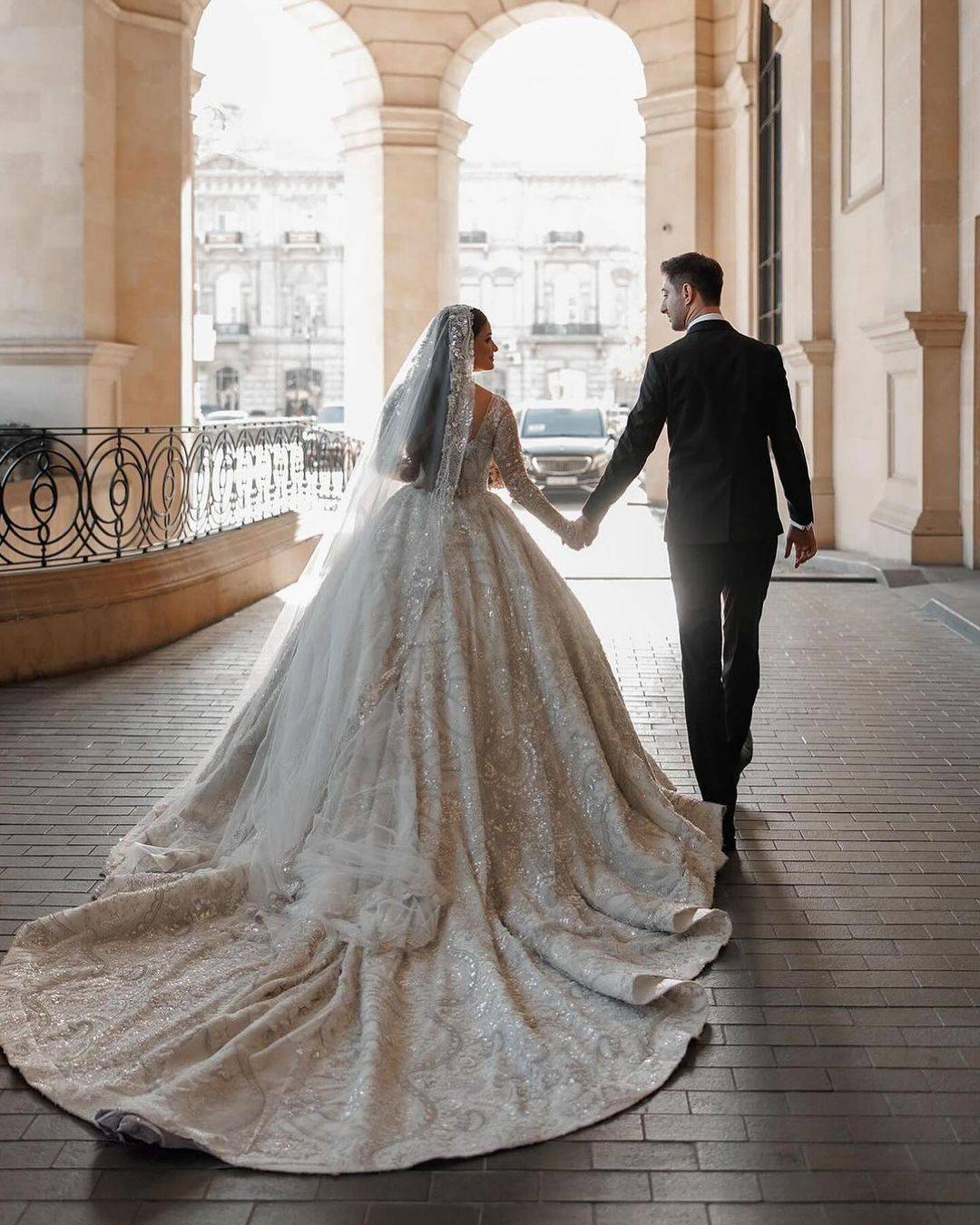 Wedding Dress For Women Square Collar Long Sleeves Bridal Gown Sequins Lace With Veil Sweep Train Customized Dresses