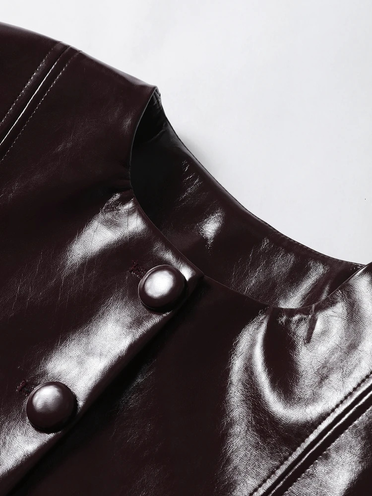 Fashionable womens leather jacket skiing suit elegant O-neck single chest womens coat high waist mini skiing motorcycle womens set 241112