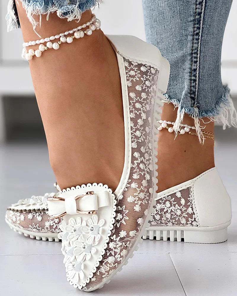 Summer Breathable Solid Color Vulcanized Shoes Flower Embroidered Bow Loafers Womens Anti Slip Flower Sports Shoes Chaussure Womens 241111