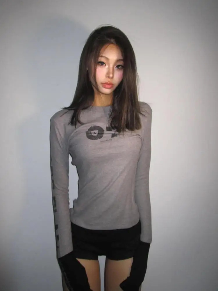 Tawaaiw American retro letter graphic T-shirt womens long sleeved autumn top 2000s clothing Y2k ultra-thin T-shirt womens clothing 241112