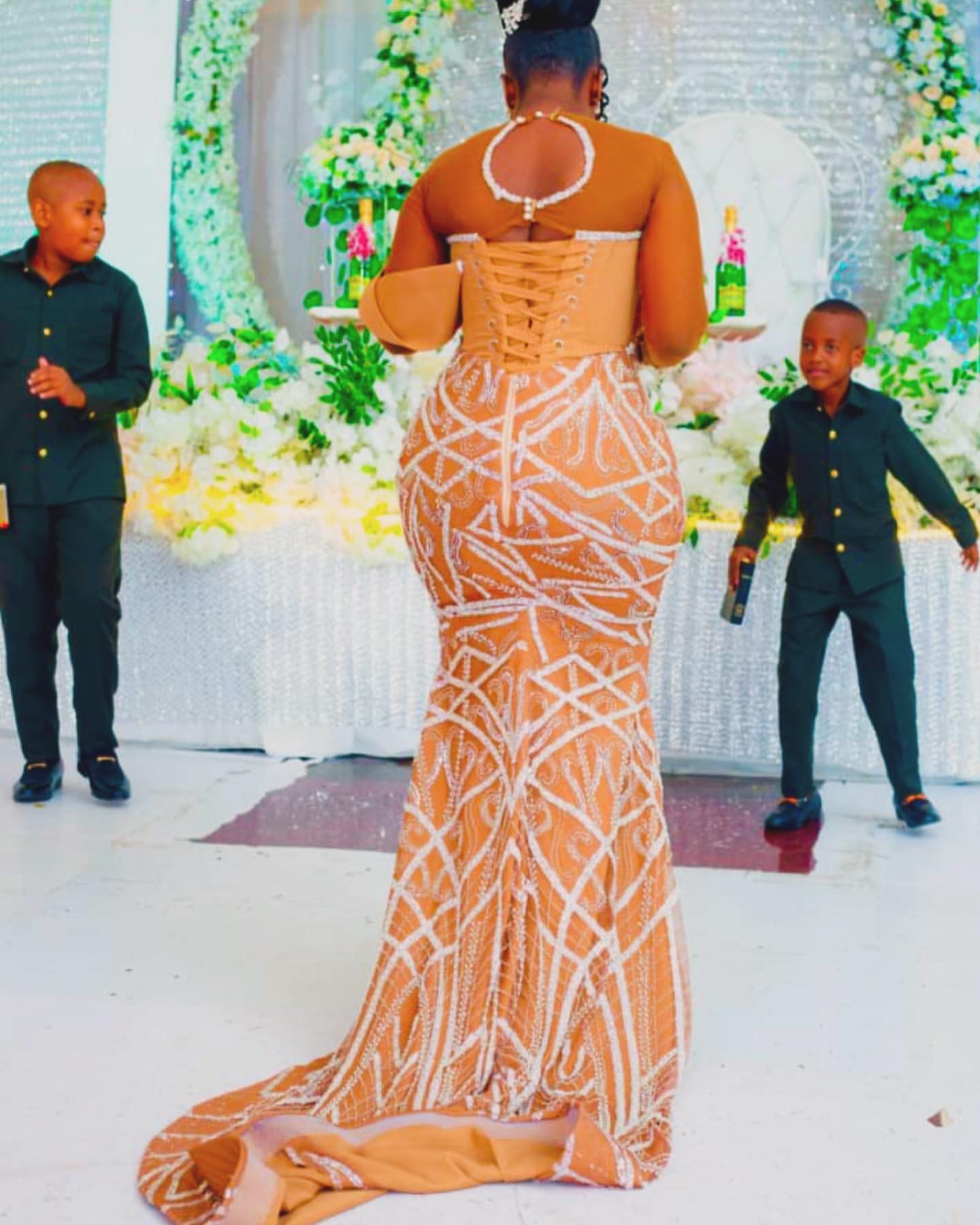 2024 Plus Size Illusion Gold Mermaid Prom Dresses For Special Occasions Crystals Beaded Sheer Neck Evening Party Birthday Gowns Dress For Women Vestid