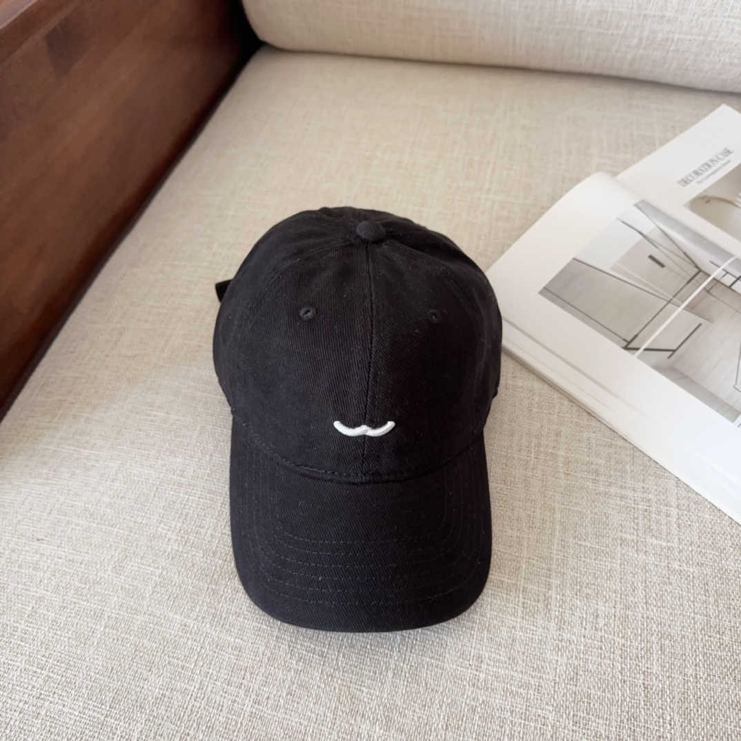 Designer Ball Caps Cotton Casual Unisex Women Designer Hats For Street Denim Print Fitted Cap Men