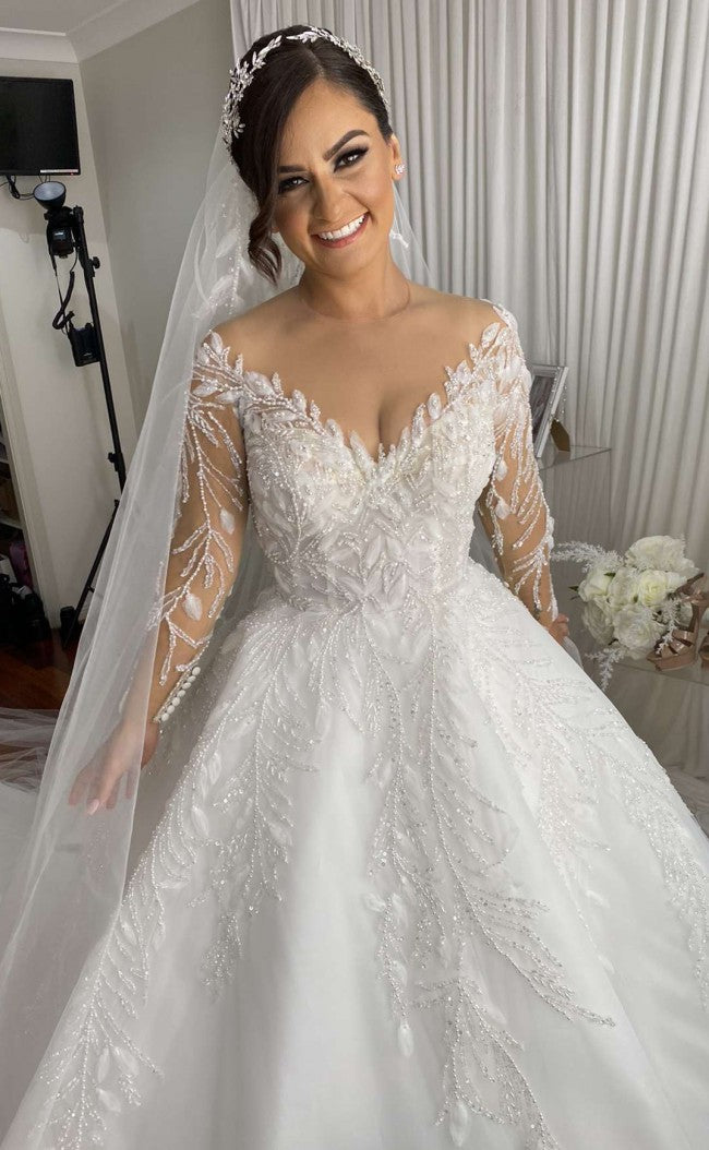 Illusion Long Sleeves Beading Wedding Dress A Line Jewel Neck Bridal Gowns Appliques Lace Brides Dress for Women Vestidos De Noiva