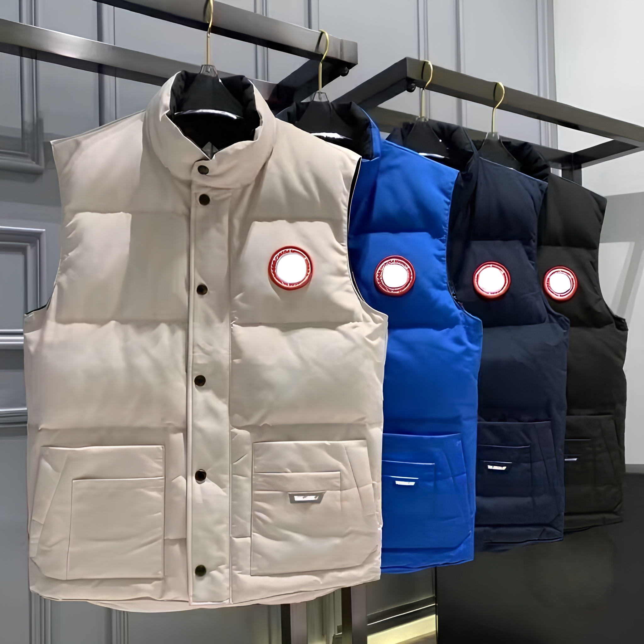 Mens Down Vest Parkas with Map Embroidery Sleeveless New Mens Coat Winter Boys Sleeveless Jackets Womens Down Coat Active New Clothes Lightweight Unique Designers