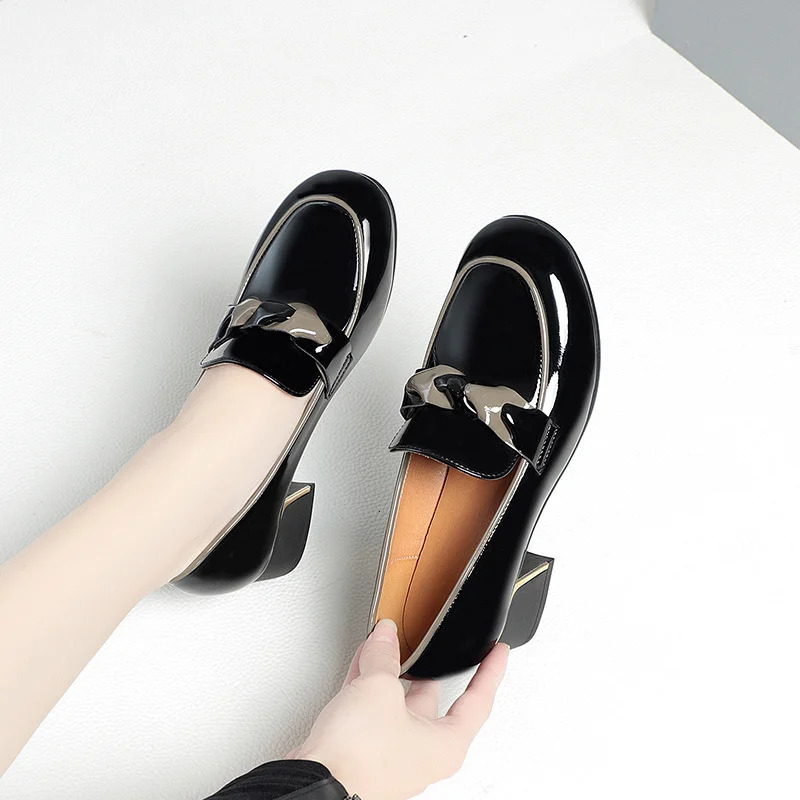 Spring Deep Mouth Thick Heel Loafers Women Autumn Soft Leather Shoes Slip-on Pedals British Style Fashion Shoes 241112