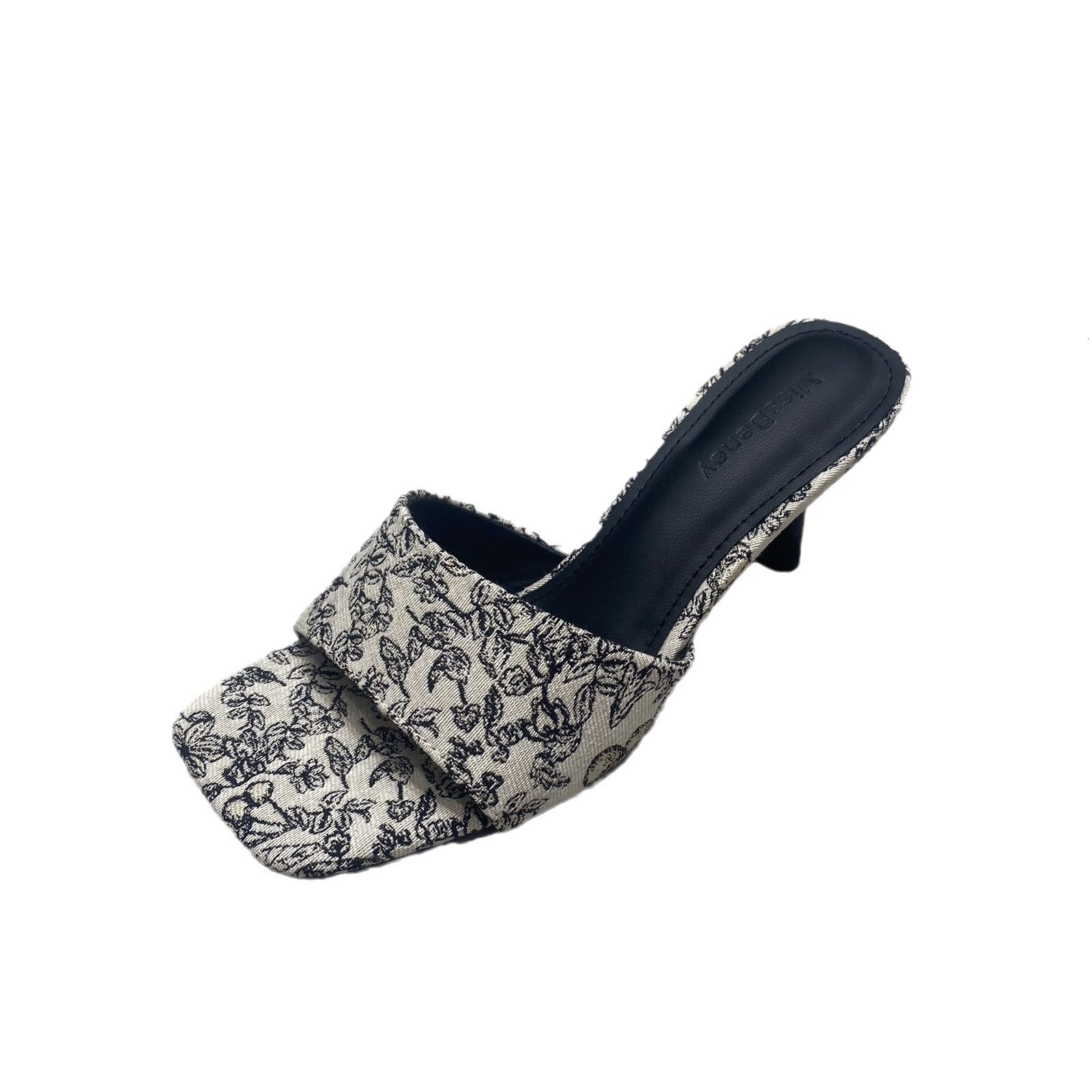 Chinese Style Embroidered Sandals For Women S Outerwear New Summer Super Hot Thick Heel Open Toe Flip Flop Ddmysheep Ddmysheep ddmythur