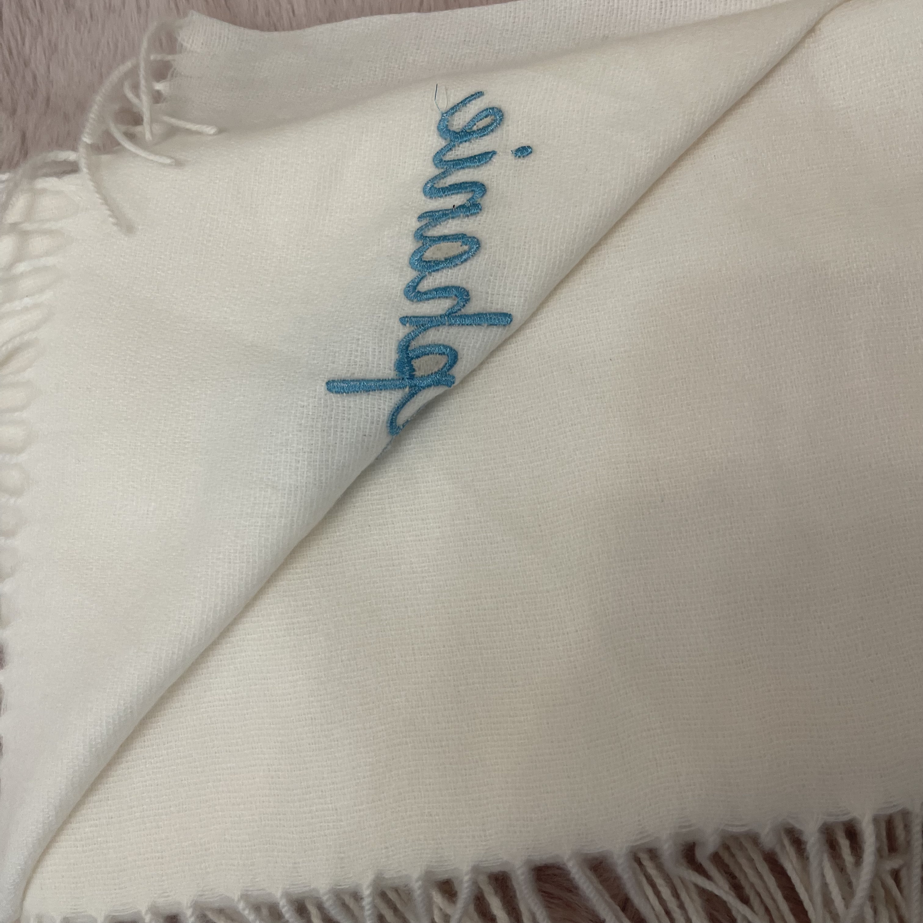 Name Thickened Women's Embroidered Scarf Custom Name Solid Color Winter Tassel Shawl for Women Personalized Birthday Gift Scarf smile