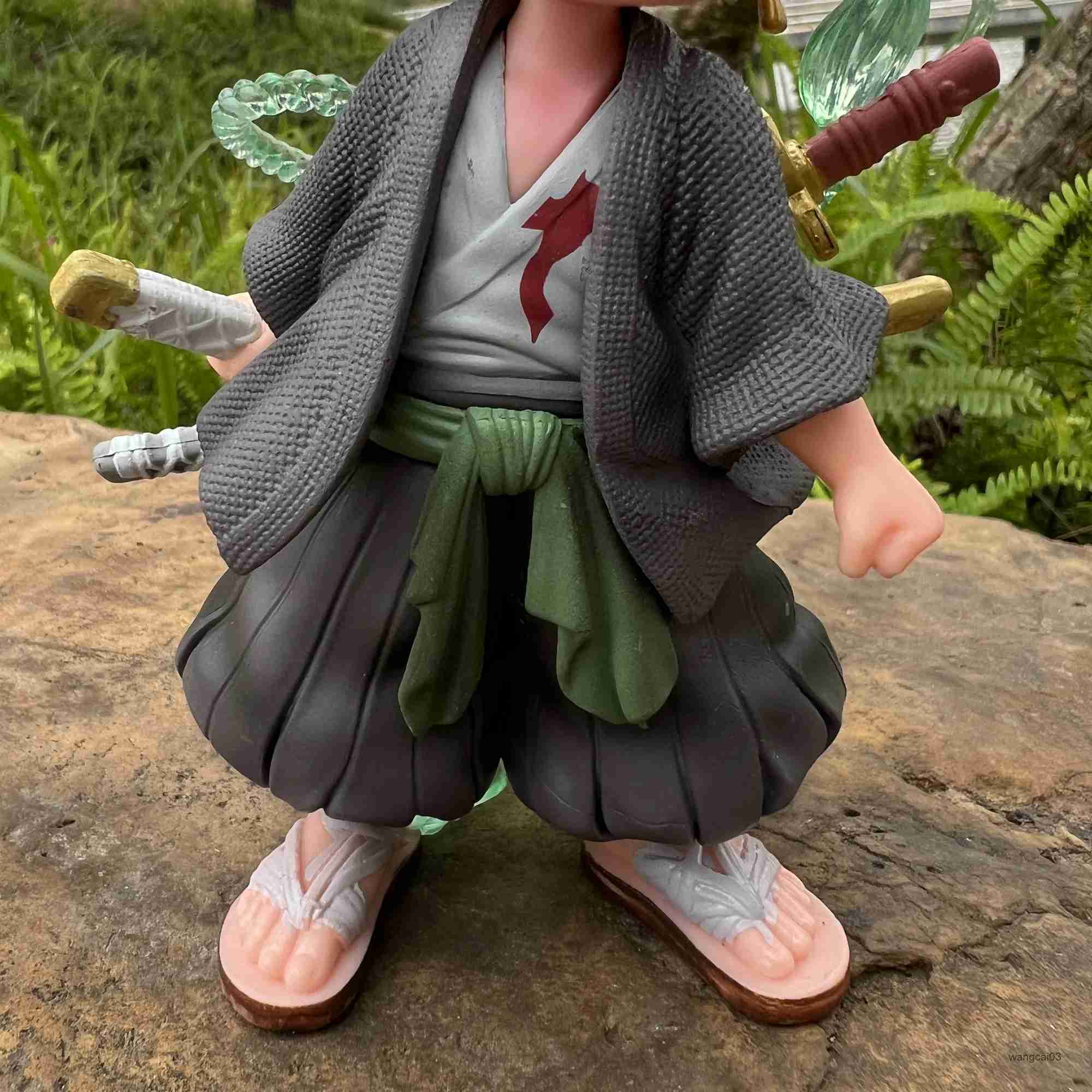 Action Toy Figures 14CM ONE PIECE Roronoa Zoro Action Figure Cartoon Doll Car Anime Model Decorations PVC Toy Gift