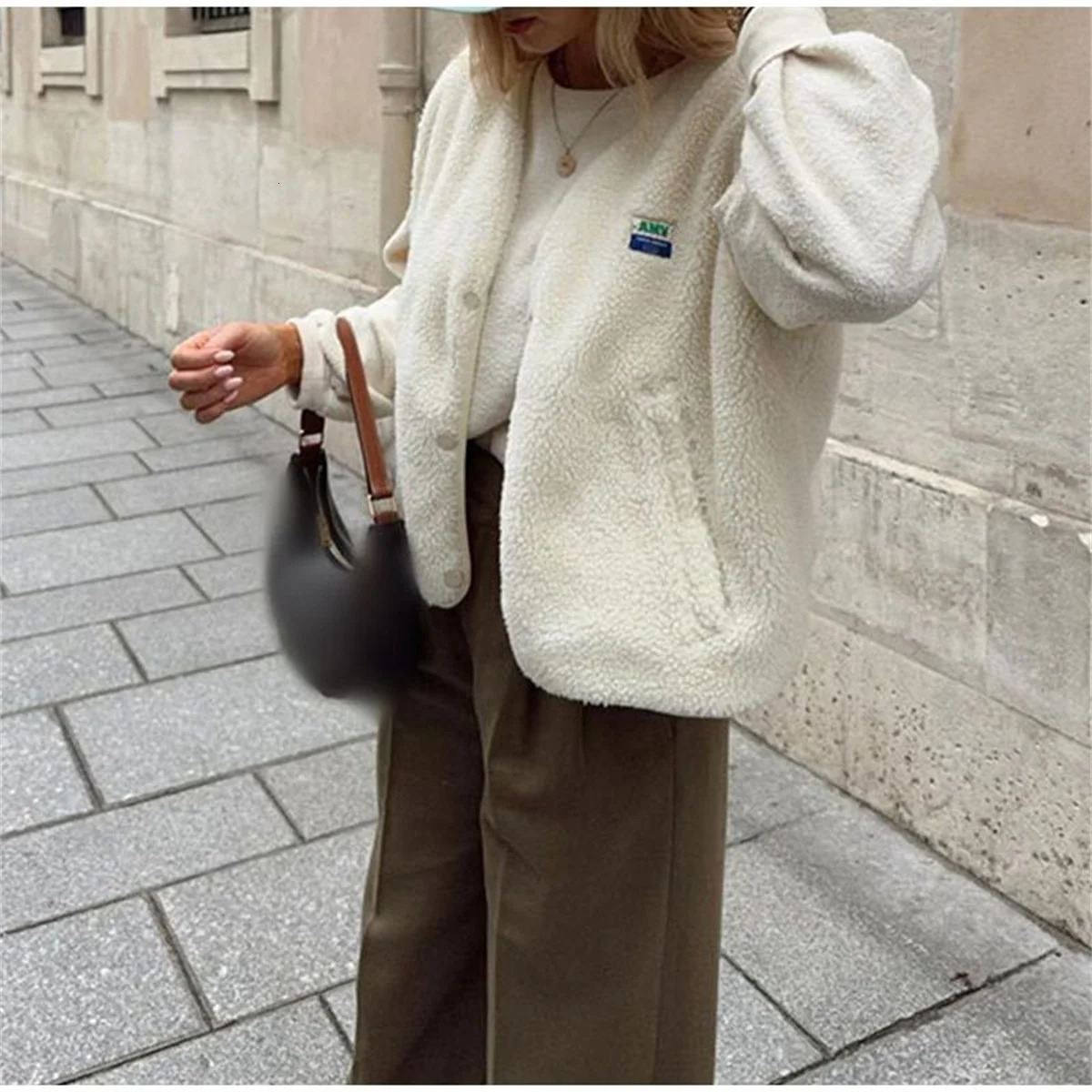 Womens fashion vest jacket 2024 autumn and winter V-neck solid single chest sleeveless jacket loose streetwear womens vest 241113