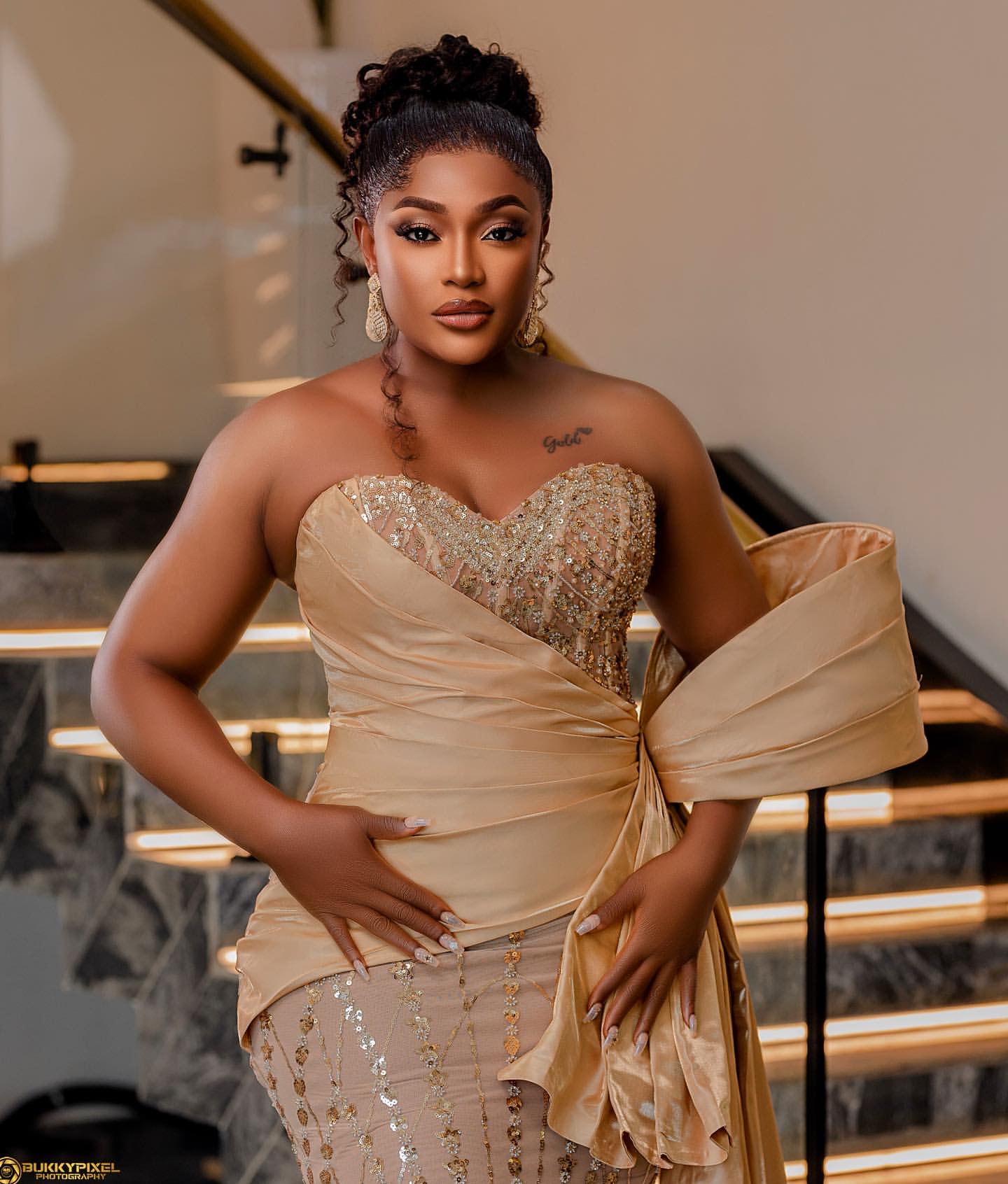 2024 Plus Size Gold Illusion Mermaid Prom Dresses For Special Occasions Sequined Lace Satin Bow Evening Party Birthday Gowns Dress For Women Vestidos 
