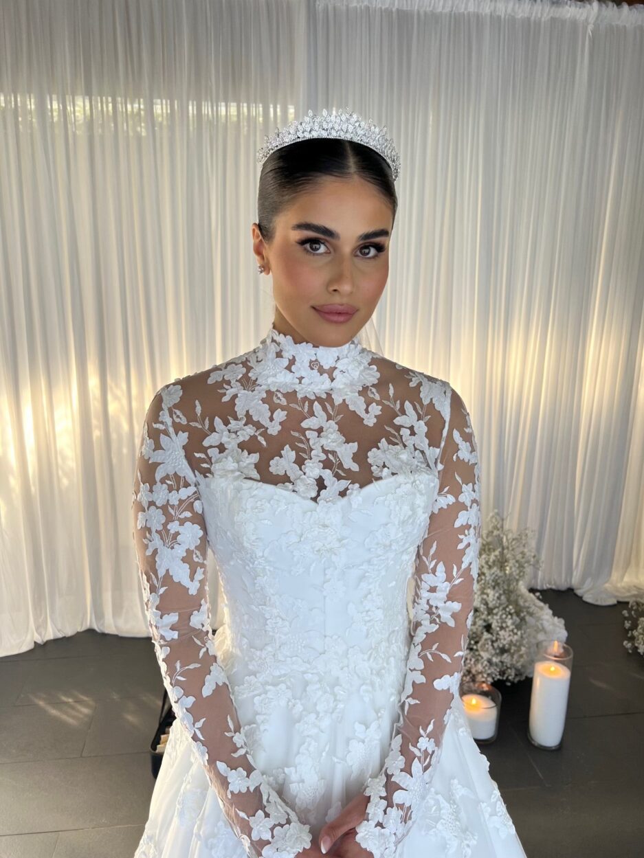 Gorgeous Mermaid Floral Lace Appliques Wedding Dresses with Detachable Train Off the Shoulder Castle Wedding Gowns 03