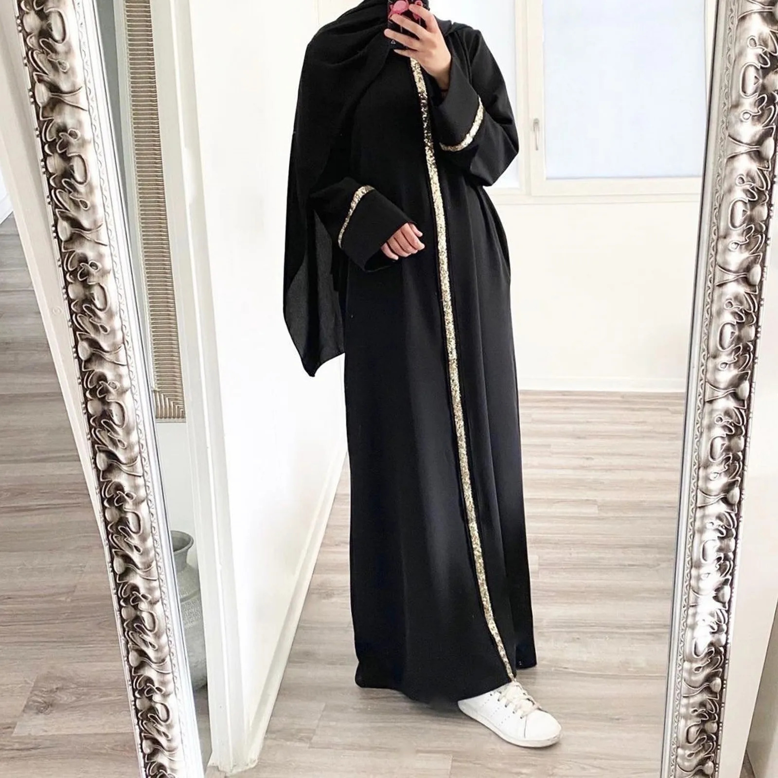 Elegant Muslim long dress with sequined Kaftan robe Malaysia Dubai Arab Abaya Islamic clothing elegant patchwork long dress 241111