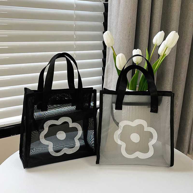 Fashionable large capacity breathable mesh bag for travel, simple handbag, large capacity women's cosmetics storage bag