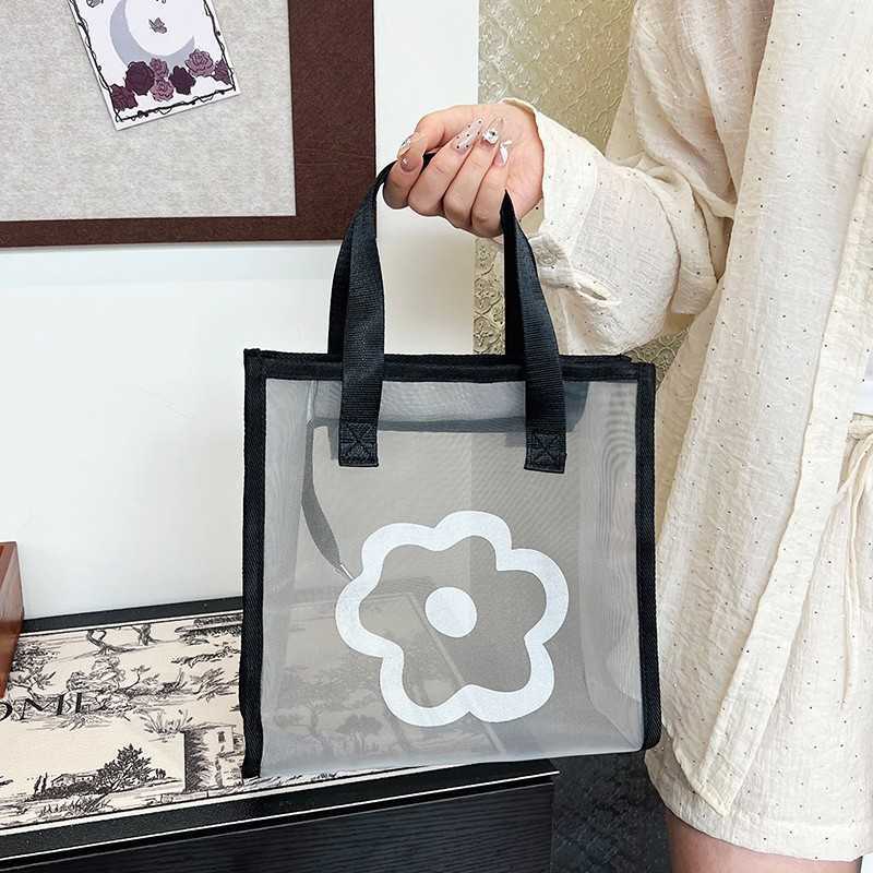 Fashionable large capacity breathable mesh bag for travel, simple handbag, large capacity women's cosmetics storage bag