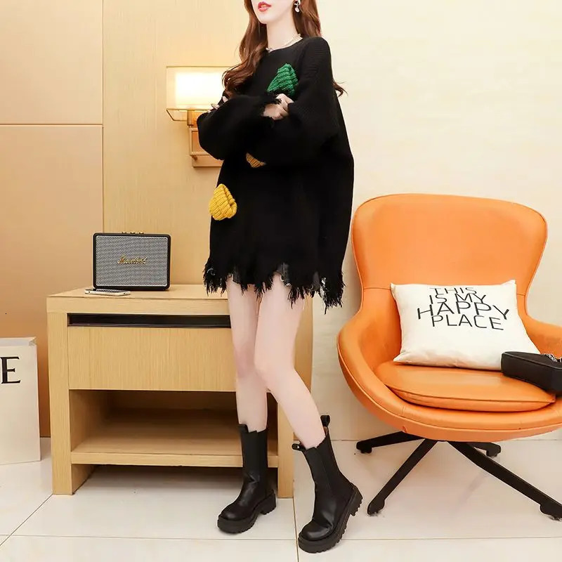 Autumn/Winter Korean Fashion Patch O-neck Long Sleeve Christmas Sweater Loose tassel Pullover Womens Dress 241113