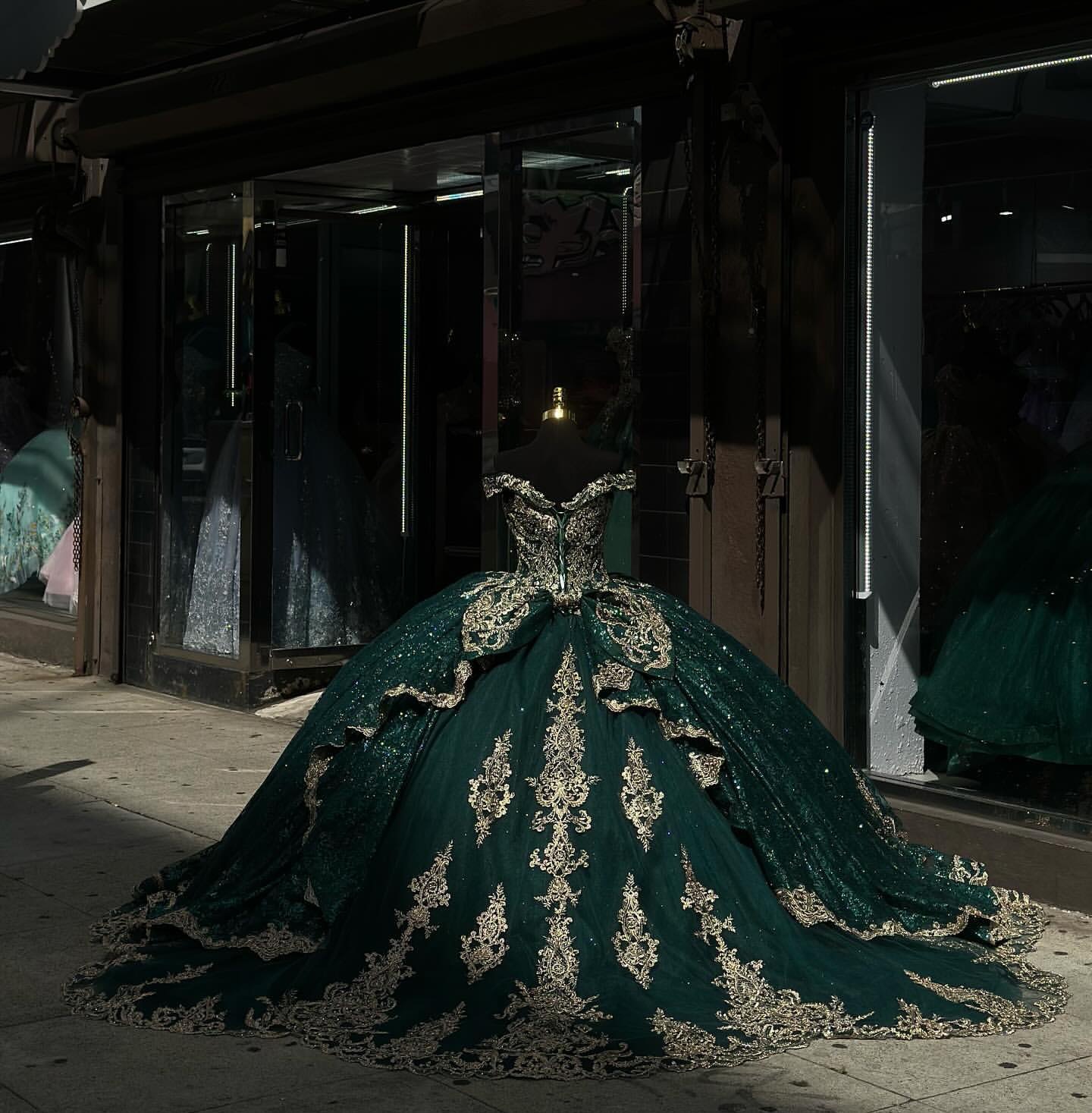 Dark green princess quinceanera dresses prom ball gown off shoulder glitter sequins vestido de quinceanera gold appliqued 15 Masquerade Dress