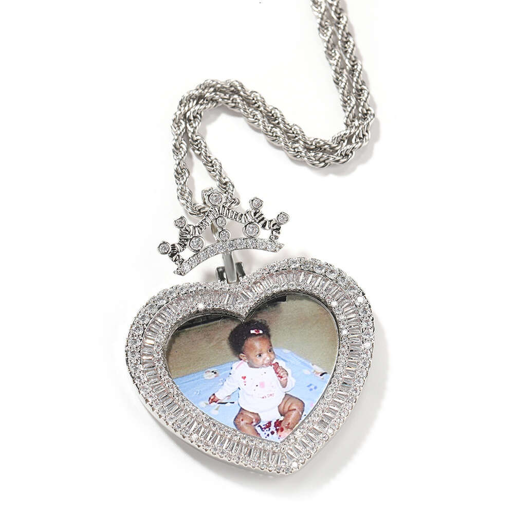 Crown Love Memory Photo Heart Frame Medal Pendant Necklace Top Quality Iced Out Cubic Zirconia Hip Hop Punk Custom Picture Personalized Bling Gemstone