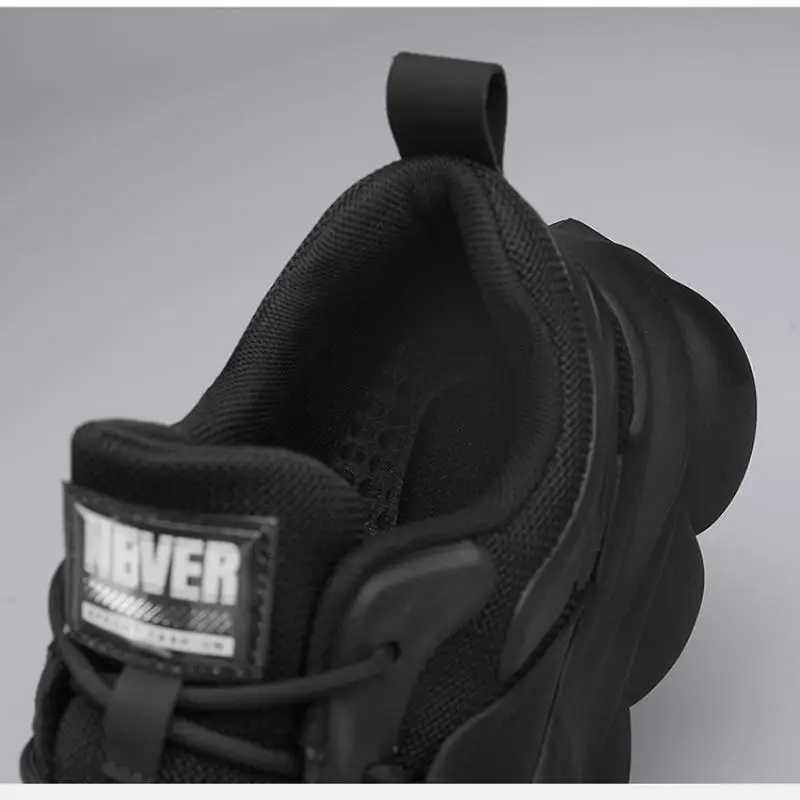 New Style Casual Running Shoes Spring Casual Breathable Mens Fashion Pop Shoes New Versatile Mens ShoesC250411