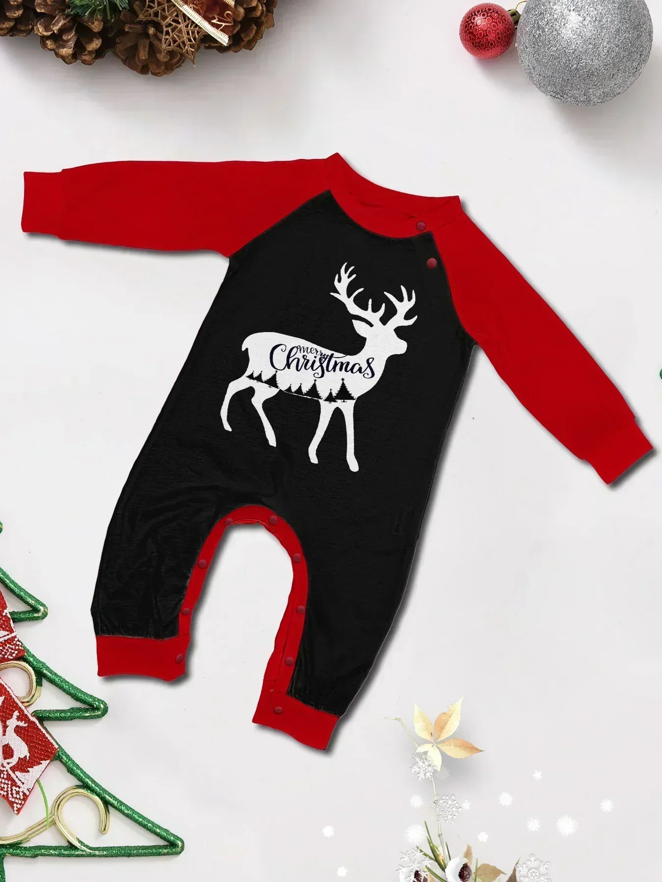 Merry Christmas Matching Pajamas Set Cartoon Print Women Men Boys Girls 2 Pieces Suit Baby Dog Romper Xmas Family Look 241112