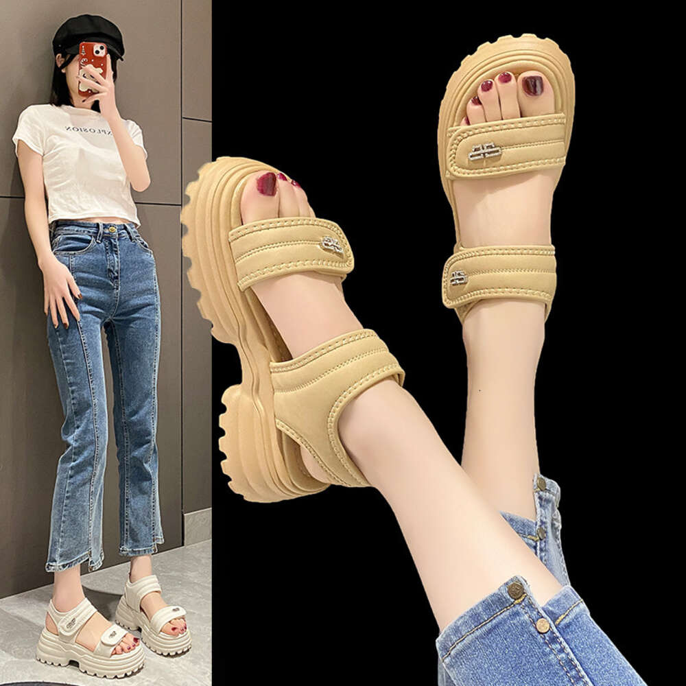 Sports 2024 Summer New Thick Sole Women's Matsuke Velcro Beach Sandals For Women