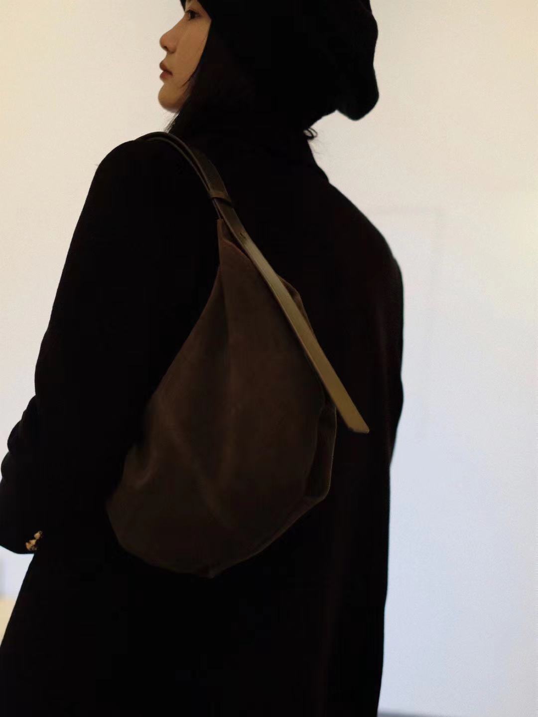 Underarm For Women's New Single Shoulder Crossbody Spring/Summer High Standard Real Nubuck Leather Dumpg Bag Patent Leather BagVoyage