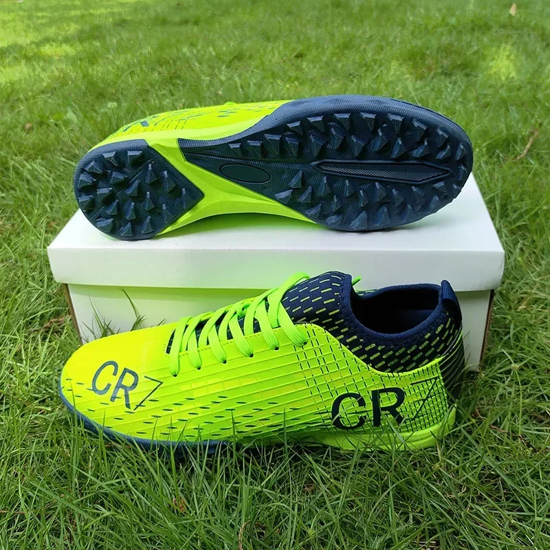 New Men Soccer Shoes Turf Indoor Long Spikes High Ankle Football Field Boots Training Ultralight Futsal Cleats Football Shoes