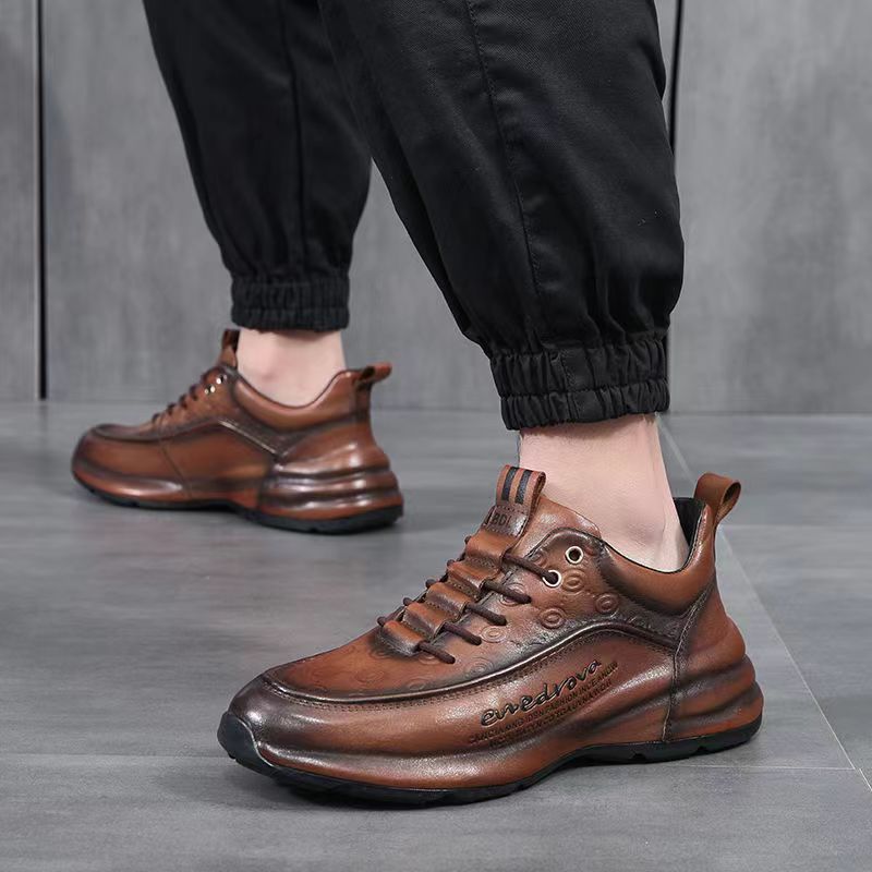 Men Sneakers Spring Autumn Light Breathable Running Outdoor Comfortable Leisure Lace Up Sports Shoes Male Vulcanized Shoes