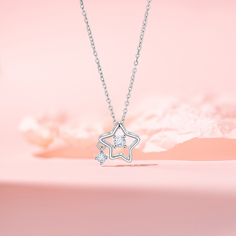 Unique Women's Stainless Steel Locket Necklace - Fashionable Tassel & Zircon Embellished Star Pendant