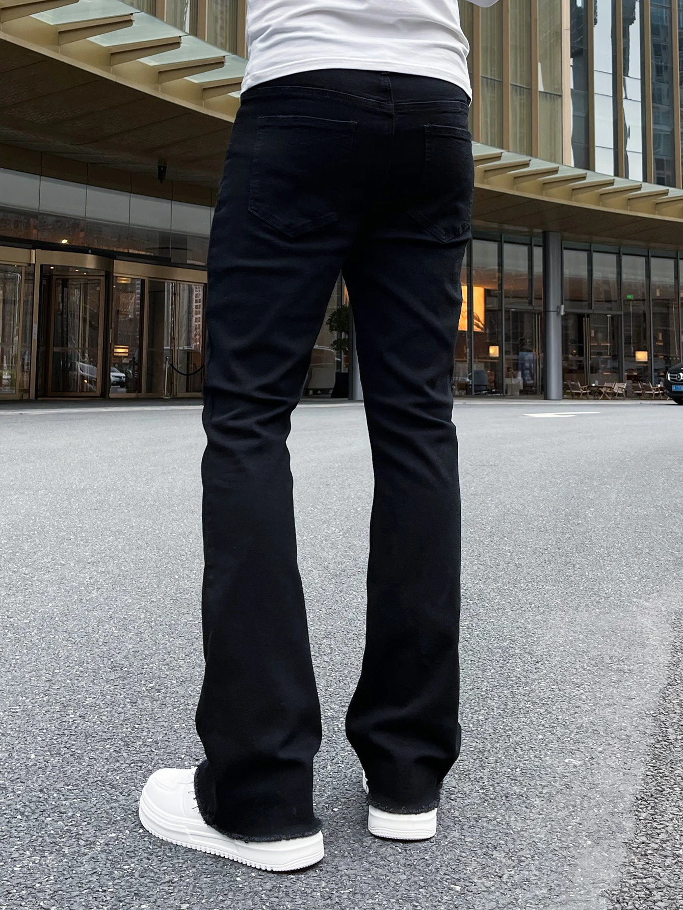 Black mens pants solid color elastic jeans street casual slim fit mens jeans retro washed plus size mens tight jeans 241113