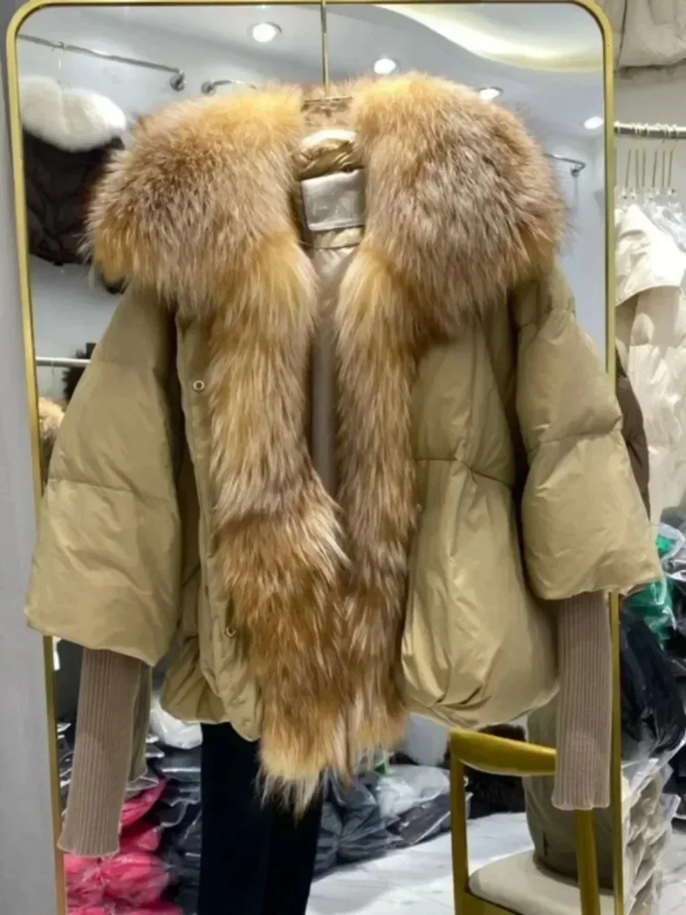 Splicing jacket detachable fox fur collar inflatable jacket womens jacket white duck down jacket womens fashionable and casual autumn item 241112