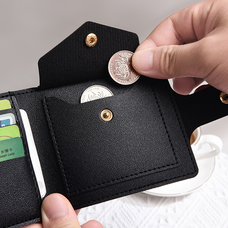 Simple Wallet Retro Women Rivets Short Wallet Coin Purse Card Holders Handbag For Girls Purse Small Wallet Ladies Bolsa Feminina smile