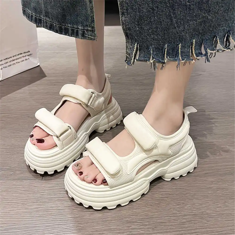 Plataform In Beach Sand Women's Soft Slippers Wholesale Sandals Shoes Designer Luxury Sneakers Sport Loffers Classical