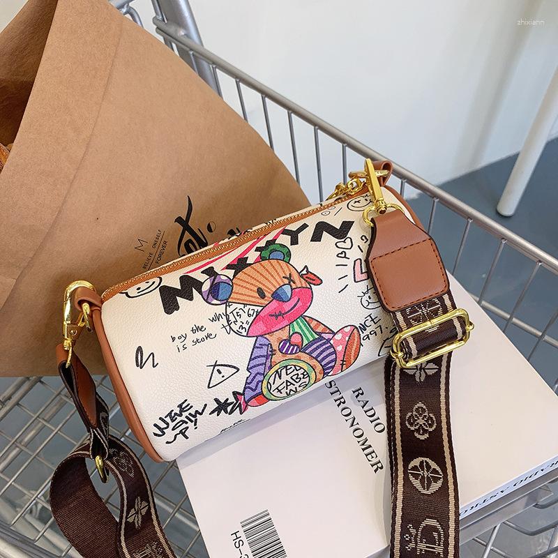 Free Shipping Totes 2025 Niche Design Fashion Bag Summer Bear Graffiti Underarm Cylinder Broadband Shoulder Messenger Designer Bag Luxury Bag Tote Bag