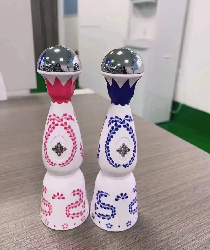 Tequila bottle decoration Custom Bar Tools VIP 15k Presenter Tequila Champagne Wine Rack For Nightclubs KTV Bar Party agave puffs