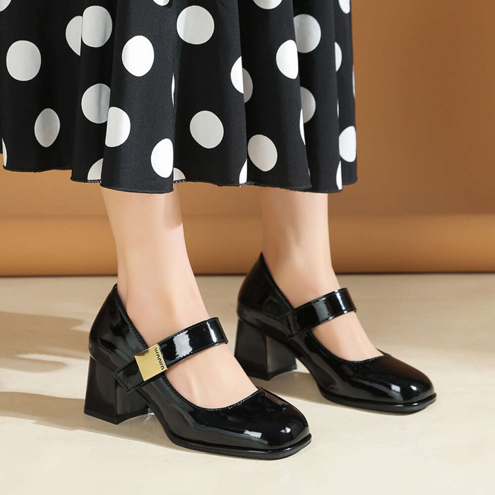 French Mary Jane 2024Jk Women's High Heels Thick Heel One Piece With Shallow Mouth Waterproof Platform Leather Shoes
