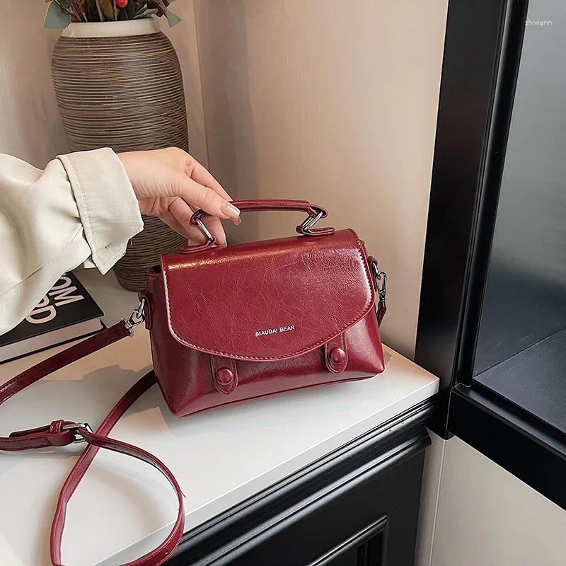 2025 NEW Totes Retro Style Texture Fashion Ladies Handbag Pattern Advanced Feeg Good-looking Crossbody Bags Versatile Shoulder zhanyishengli